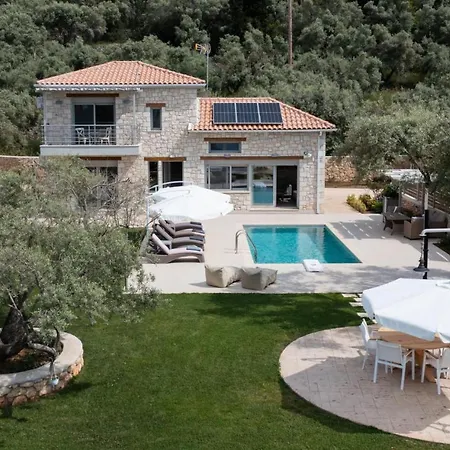 빌라 Mirto Tsoukaládhes