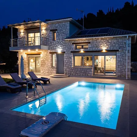 Mirto By Vintage Travel Villa Tsoukaladhes